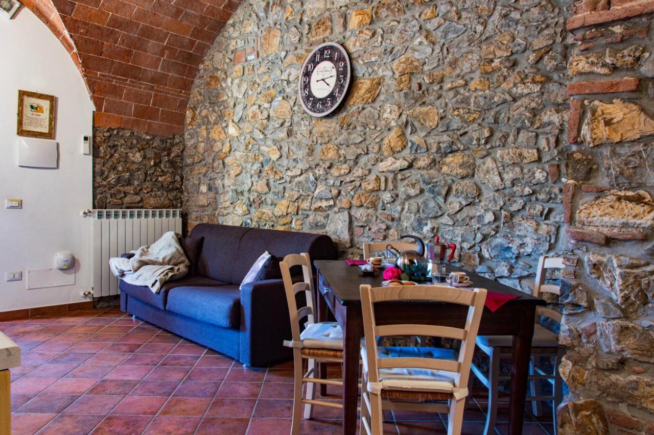 Agriturismo Il Cuscino Nel Pagliaio Campiglia Marittima Exterior foto